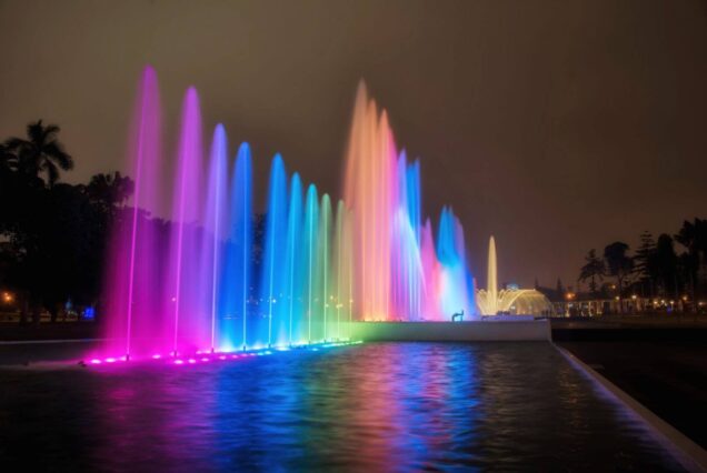 Lima de Noche - Circuito Mágico del Agua